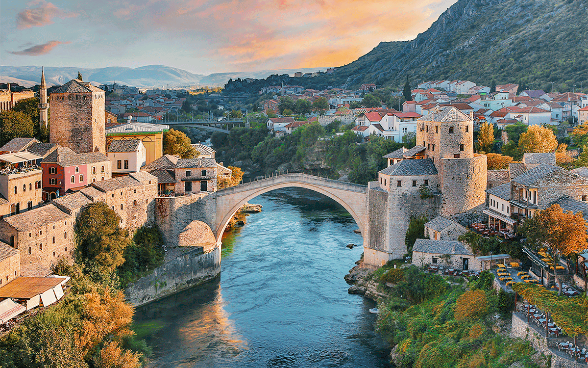 What to see in Mostar — a half-day walking guide.